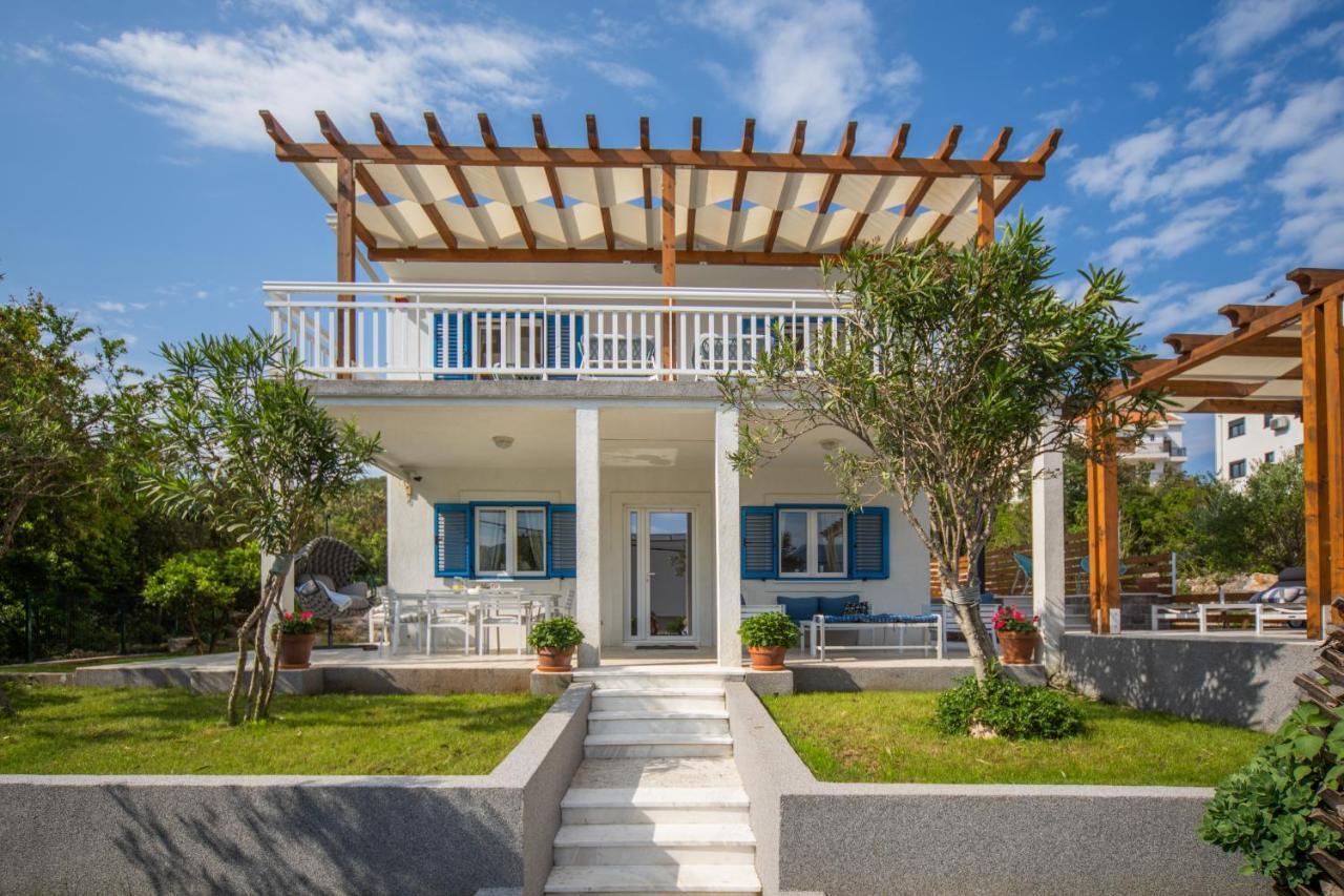 Villa Gioia ติวัต ภายนอก รูปภาพ