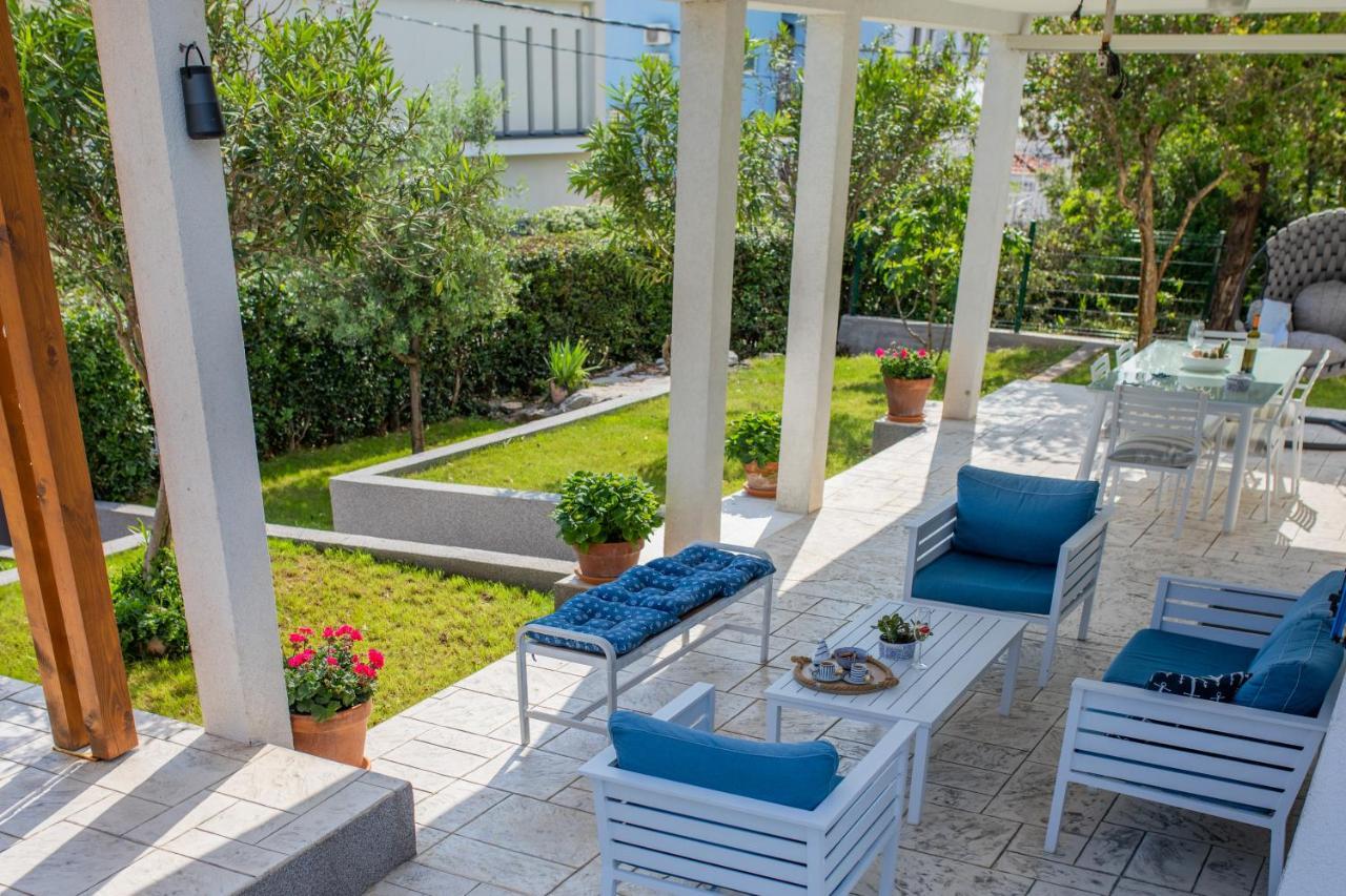 Villa Gioia ติวัต ภายนอก รูปภาพ